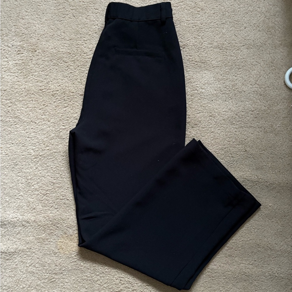 ✨3 FOR $20✨ Guess Wide leg trousers